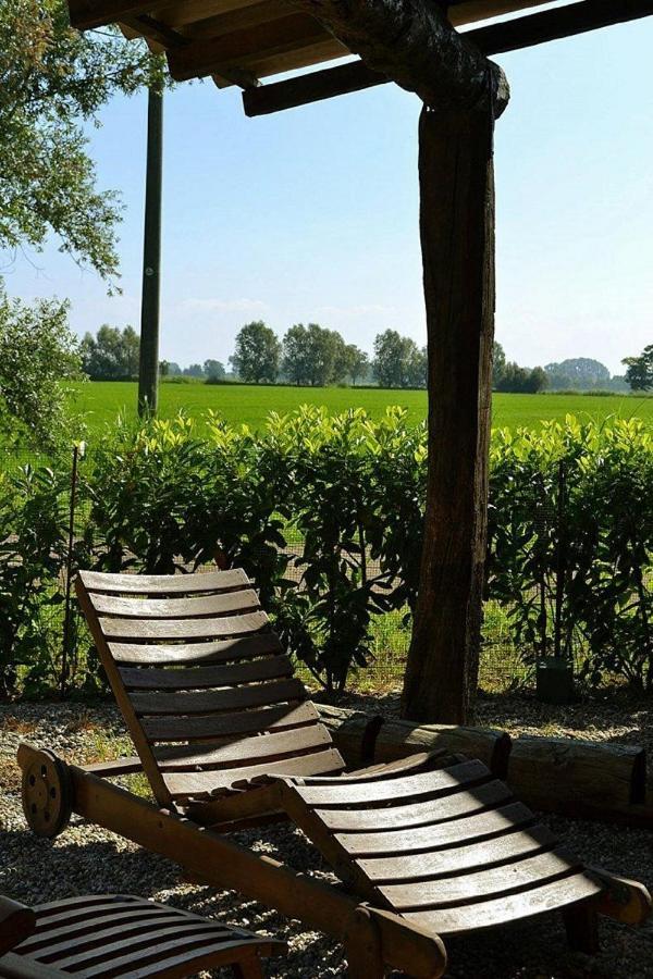 Agriturismo Fiamberta Bed & Breakfast Certosa di Pavia Luaran gambar